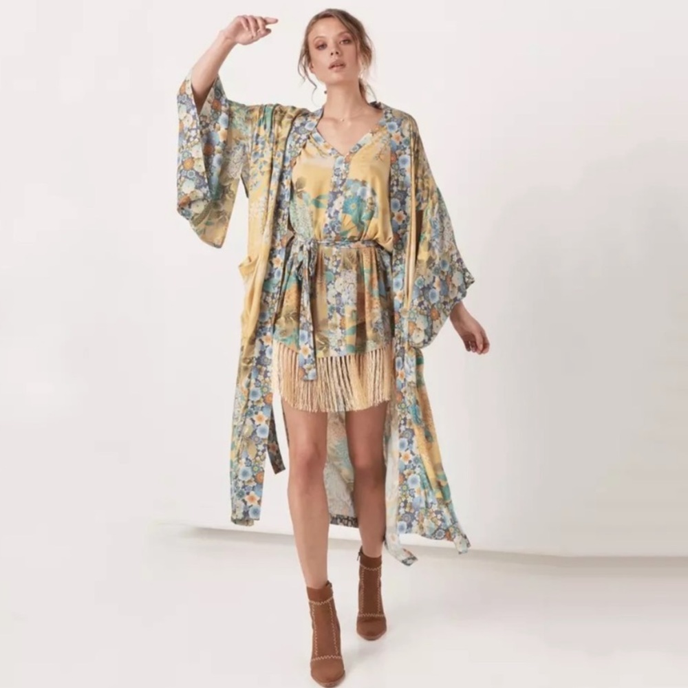 SOLD OUT Yellow Gypsy Willow Floral Open Kimono Duster Robe - Picture 1 of 8
